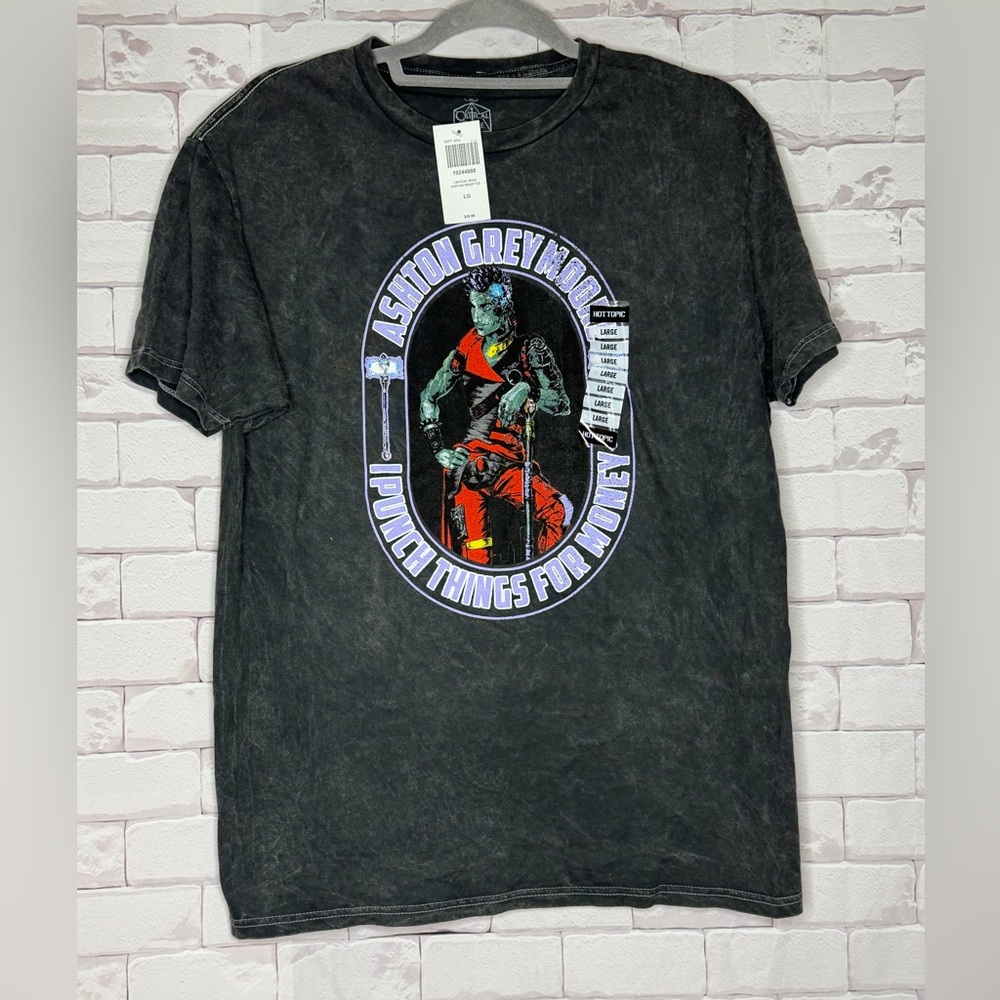 NWT Hot Topic Graphic Tee – “Ashton Grey‎ Moore: Punch Things for Money” -Sz Lg